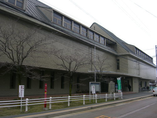 新発田市立図書館